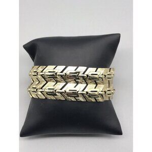 Vintage Lisner Wide Chevron Link Bracelet Beautiful Brushed & Smooth Gold Tone